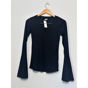 Hayden Los Angeles Black bell-sleeved t-shirt size Medium